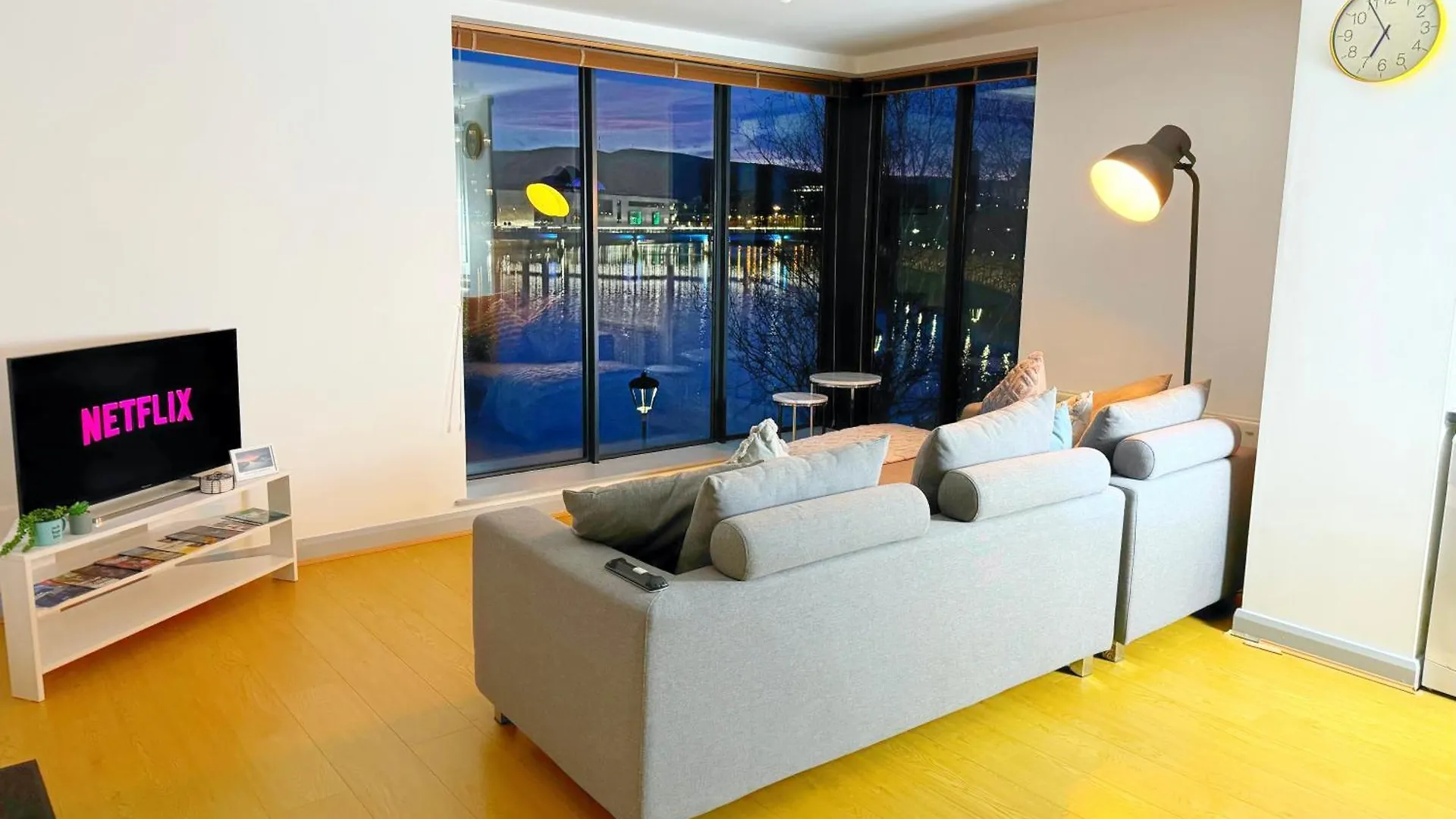 Lagan Side View Apartment Belfast